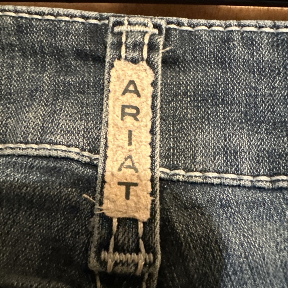 ARIAT REAL Denim Blue Jeans Western Straight Leg Mid Rise Womens 30R Medium Wash - Picture 3 of 12